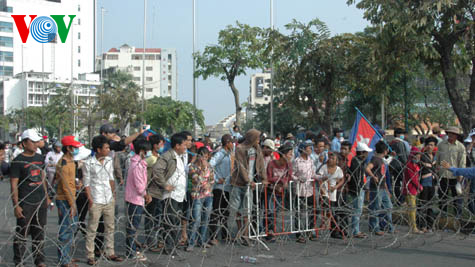 หลายฝ่ายในกัมพูชาหารือเกี่ยวกับมาตรการแก้ไขเหตุรุนแรง