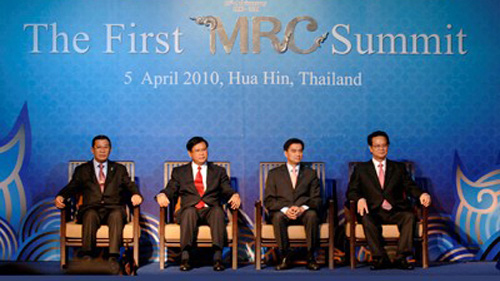 ผลักดันการพัฒนาของแม่น้ำโขงอย่างยั่งยืน