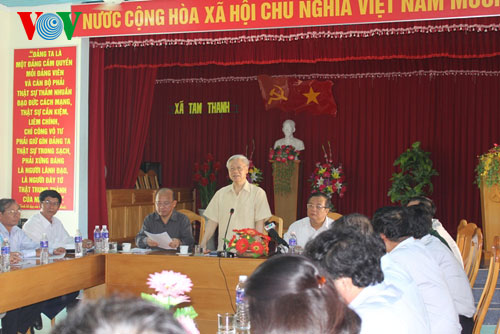 ท่านเหงียนฟู้จ๋อง เลขาธิการใหญ่พรรคคอมมิวนิสต์เวียดนามเยือนจังหวัดบิ่งถวน