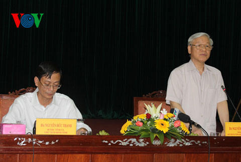 ท่านเหงียนฟู้จ๋อง เลขาธิการใหญ่พรรคคอมมิวนิสต์เวียดนามเยือนจังหวัดนิงถวน