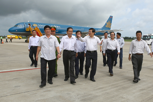 ประธานประเทศเจืองเติ๊นซางหารือกับคณะกรรมการชี้นำเขตตะวันตกภาคใต้