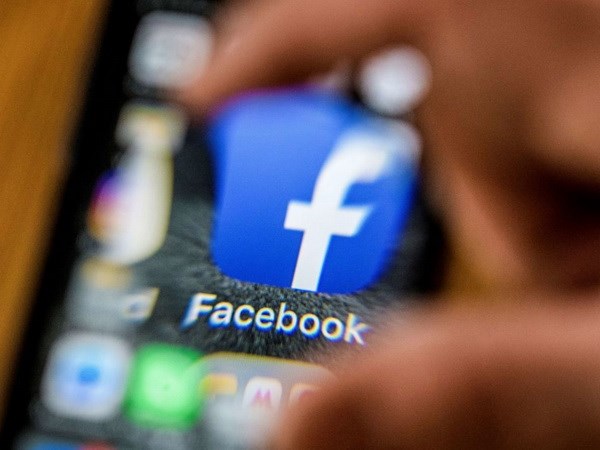 อังกฤษคงการตัดสินใจสั่งปรับ Facebook 5 แสนปอนด์