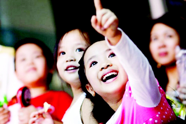 เน้นถึงประเด็นสิทธิของเด็กในกฎหมายและเอกสารทางนิตินัยเกี่ยวกับการป้องกันและรับมือภัยธรรมชาติ