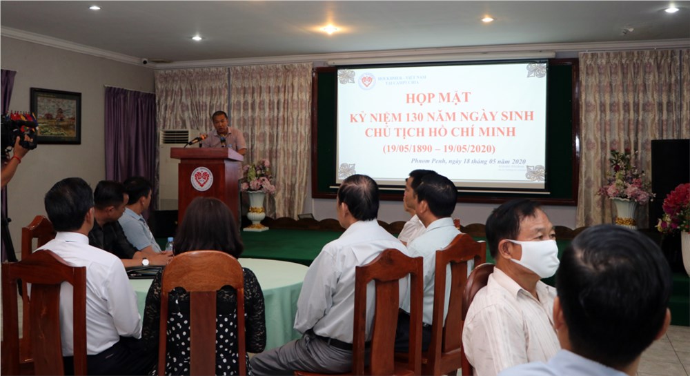 กิจกรรมต่างๆเพื่อรำลึกประธานโฮจิมินห์ในต่างประเทศ