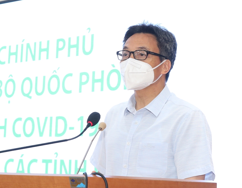 กองกำลังทหารสนับสนุนนครโฮจิมินห์และจังหวัดต่างๆในภาคใต้เวียดนามป้องกันและควบคุมการแพร่ระบาดของโรคโควิด -19 ต่อไป