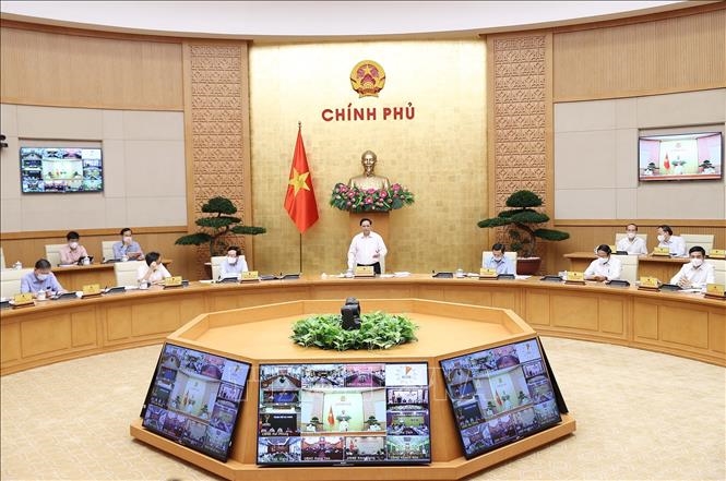 ปรับตัวอย่างปลอดภัย พร้อมเปิดและฟื้นฟูเศรษฐกิจ