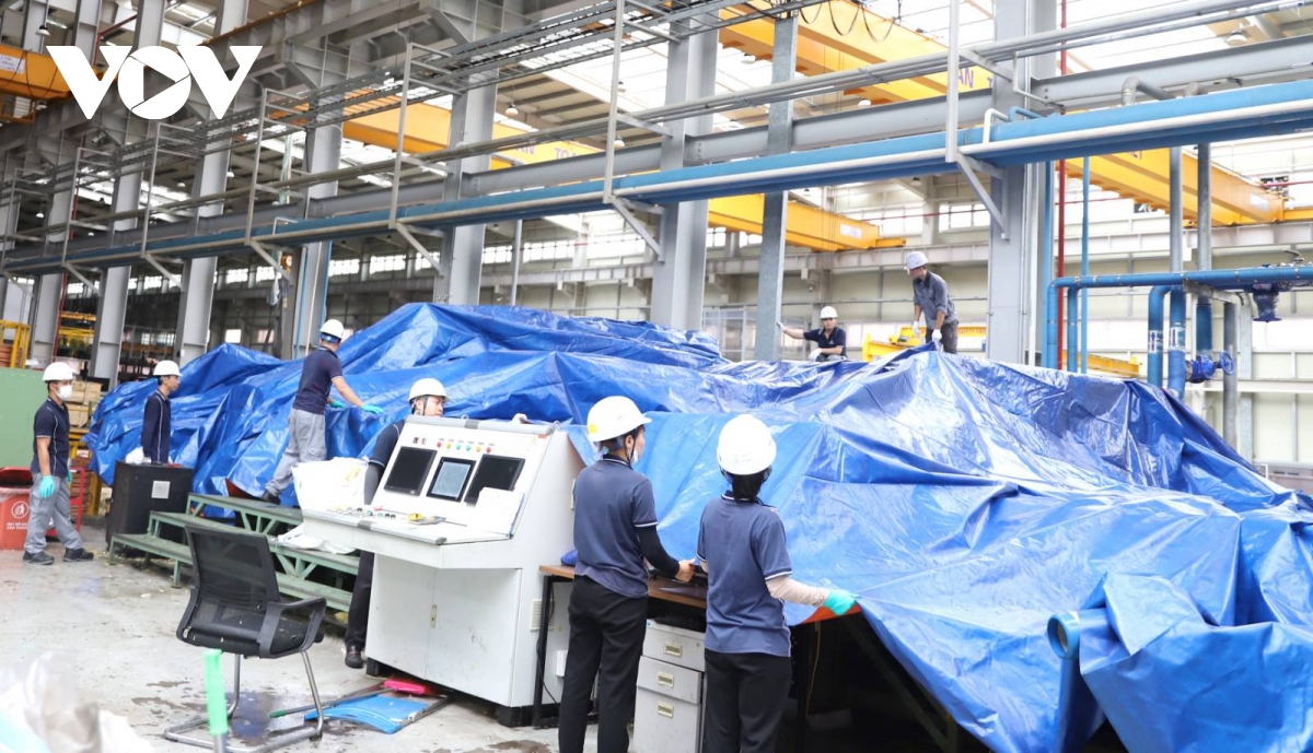 ฟื้นฟูการผลิตและประกอบธุรกิจหลังพายุยางิ