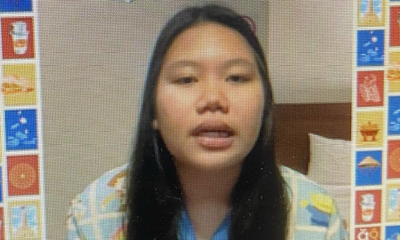 ผลงานการประกวดของ นางสาวพุทธรักษา เผือกโสภา นางสาวพิชญา เกื้อกูล และ นางสาวนริสรา โสภณคุณพินิจ