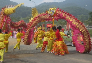 กิจกรรมฉลองตรุษเต๊ตประเพณีของชาติในท้องถิ่นต่างๆ
