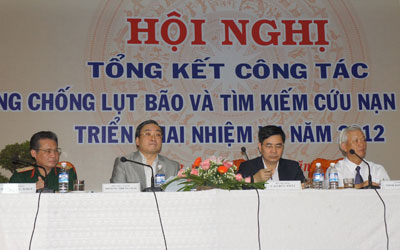 การประชุมสรุปผลการป้องกันพายุ อุทกภัยและกู้ภัยปี๒๐๑๑และแผนปฏิบัติงานในปี๒๐๑๒