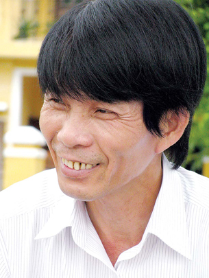 นาย Nguyễn Sự  ผู้รักษาความงามให้แก่เมืองเก่าHội An