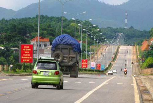 สรุปผล๑๐ปีการพัฒนาระบบคมนาคมในชนบท