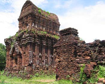 เยือนเทวสถานMỹ Sơn