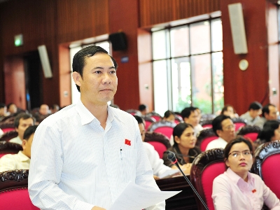 รัฐสภาอภิปรายเกี่ยวกับนโยบายและกฏหมายการลงทุนด้านการเกษตร เกษตรกรและชนบท