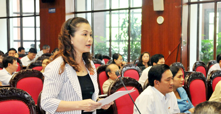 ที่ประชุมรัฐสภาอภิปรายเกี่ยวกับร่างกฏหมายสหกรณ์และกฎหมายทนายความฉบับแก้ไข