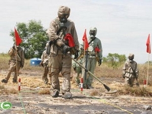 เงินจำนวน๔๑ล้านเหรียญสหรัฐเพื่อชะล้างไดอ๊อกซินที่สนามบินดานัง