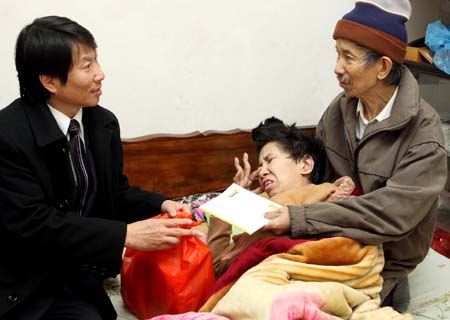 กิจกรรมต่างๆในโอกาสรำลึกวันเพื่อผู้เคราะห์ร้ายจากสารพิษสีส้มไดอ๊อกซิน๘สิงหาคม