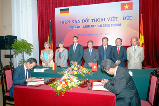 ขยายความสัมพันธ์หุ้นส่วนยุทธศาสตร์ระหว่างเวียดนามกับเยอรมนี