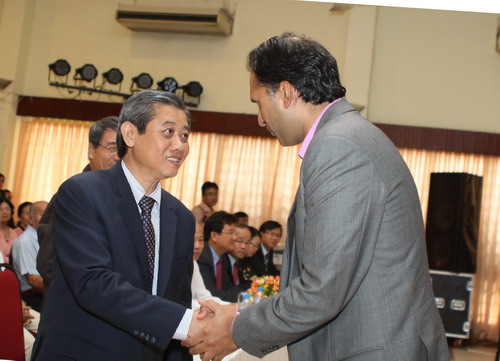 พิธีชุมนุมรำลึกครบรอบ๔๐ปีการสถาปนาความสัมพันธ์ทางการทูตระหว่างเวียดนามกับแคนาดา