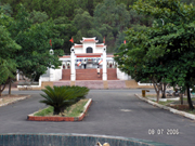 เดือนกรกฎาคม กลับมาเยือนสามแยกด่งโหลก