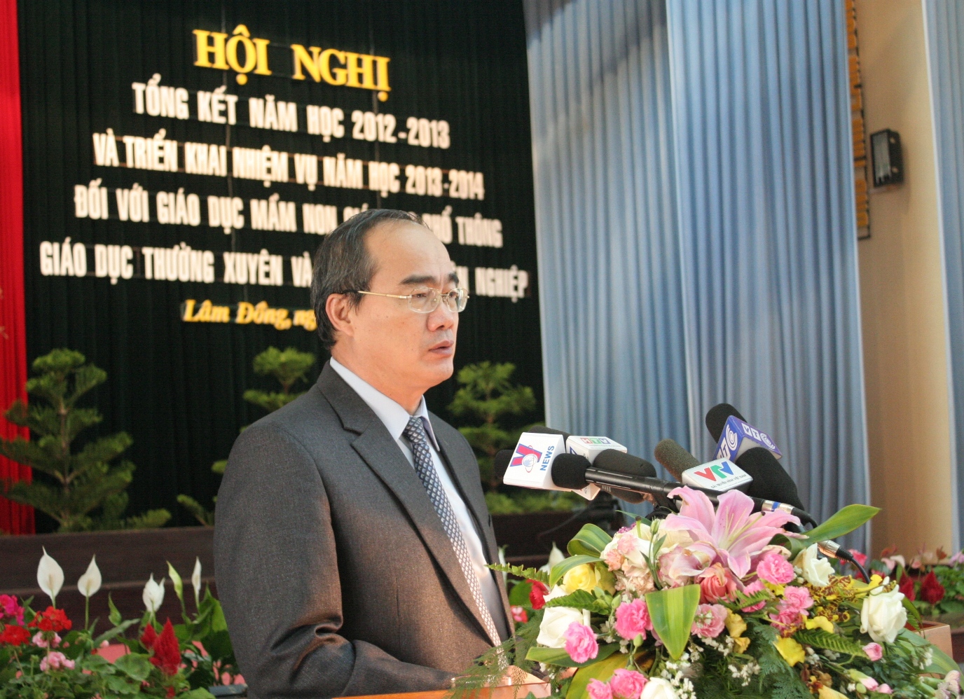 ผลักดันการปรับปรุงวิธีการเรียนการสอนต่อไป