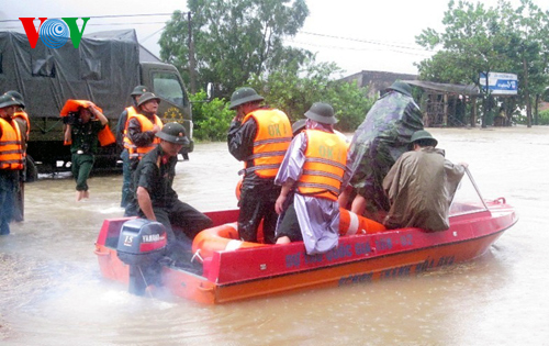 พายุหวู่ติ๊บทำให้มีผู้เสียชีวิต๘คนและได้รับบาดเจ็บอีก๑๙๙คน