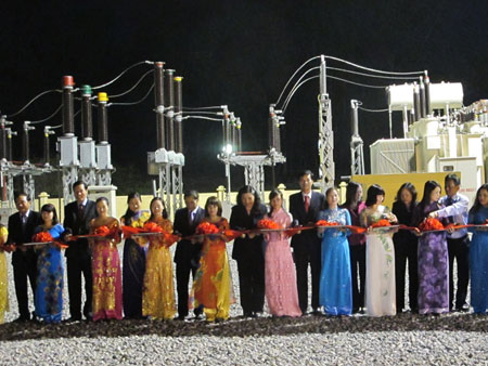 เชื่อมต่อระบบสายไฟฟ้าเกาะโกโตเข้ากับเครือข่ายไฟฟ้าแห่งชาติ