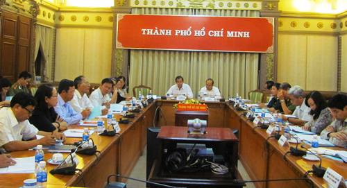 การประชุมทั่วประเทศเพื่อแนะนำและเผยแพร่รัฐธรรมนูญปี๒๐๑๓