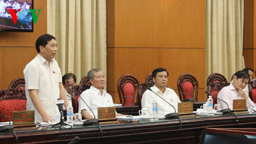 ไม่จำกัดผู้แทนรัฐสภาในการรับเรื่องร้องทุกข์ของพลเมือง