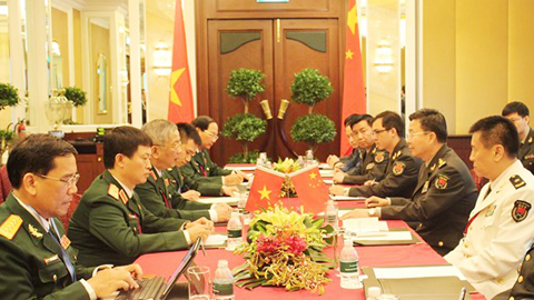 การสนทนาแชงกรีลา ครั้งที่๑๓ คณะผู้แทนหลายคณะให้ความสนใจต่อความผันผวนที่อันตรายในทะเลตะวันออก