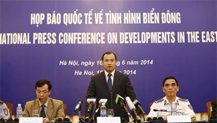 การแถลงข่าวต่อสื่อมวลชนต่างประเทศเกี่ยวกับทะเลตะวันออก–  เวียดนามยืนหยัดปฏิเสธคารมกล่าวหาของจีน