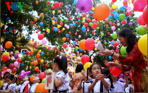 พิธีเปิดเทอมปีการศึกษาใหม่๒๐๑๔ – ๒๐๑๕