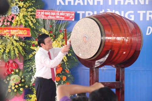 เปิดเทอมปีการศึกษาใหม่๒๐๑๔– ๒๐๑๕