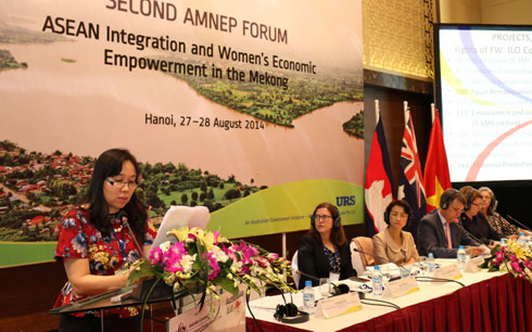 การผสมผสานอาเซียนและมอบสิทธิ์เข้าร่วมกิจกรรมเศรษฐกิจให้แก่สตรีในเขตที่ราบลุ่มแม่น้ำโขง