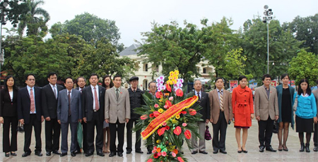 กิจกรรมต่างๆในโอกาสครบรอบ๙๗ปีการปฏิวัตเดือนตุลาคมของรัสเซีย