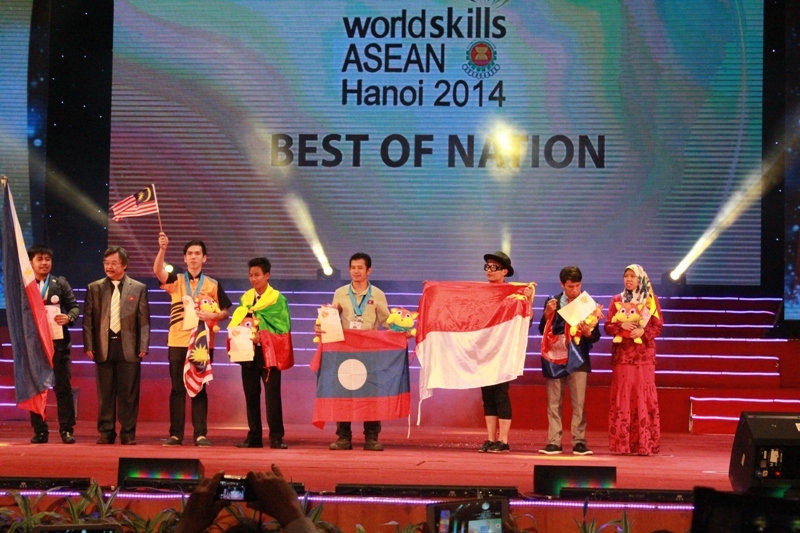 อาชีพช่างไม้ของลาวจะพัฒนาในอนาคต