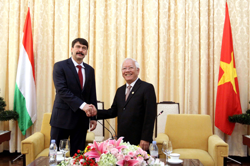 ประธานาธิบดีฮังการีเยือนนครโฮจิมินห์