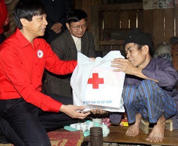 เปิดการรณรงค์ขบวนการ“เทศกาลตรุษเต๊ตเพื่อคนจนและผู้เคราะห์ร้ายจากสารพิษสีส้มไดอ๊อกซิน”