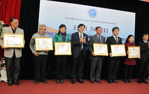 งานด้านการต่างประเทศได้มีส่วนร่วมอันยิ่งใหญ่ให้แก่การพัฒนากรุงฮานอย