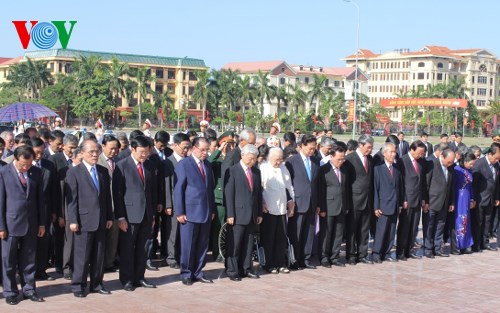 tong bi thu nguyen van linh - nha lanh dao kien dinh va sang tao hinh 1