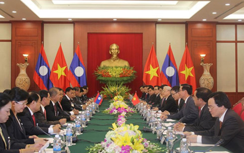 toan van tuyen bo chung viet nam-lao hinh 0