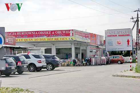 cho nguoi viet tai warszawa- thu do cua ba lan hinh 8