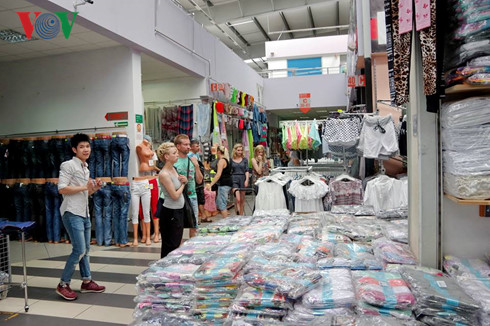 cho nguoi viet tai warszawa- thu do cua ba lan hinh 10