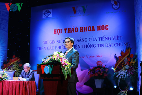 giu gin su trong sang di doi voi phat trien lam moi tieng viet hinh 4