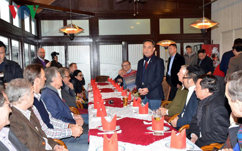 clb rotary wien stadtpark tim hieu su hoi nhap cua nguoi viet tai duc hinh 1