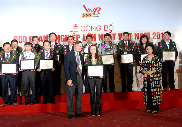 អង្គភាពអាជីវកម្មមានកំណើនលឿនបំផុត​ចំនួន​៥០០​អង្គភាពនៅវៀតណាម