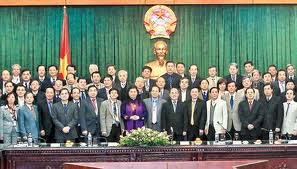 ប្រធានរដ្ឋសភាវៀតណាម Nguyen Sinh Hungបានទទួលឯកអគ្គទូតនិងប្រធាន ដំណាងថ្មីរបស់វៀតណាមប្រចាំនៅប្រទេសក្រៅ។