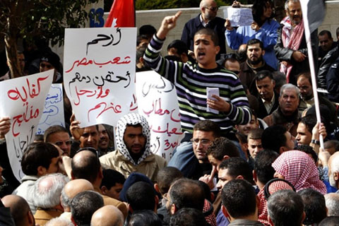 អេហ្សីបប្រព្រឹត្តិទៅការធ្វើបាតុកម្មប្រឆាំងជំទាស់សាលក្រមកាត់ទោសអតីតប្រធានាធីបតី Mubarak