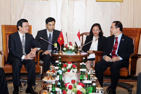 របត់ប្រវត្តិសាស្រ្តក្នុងទំនាក់ទំនងវៀតណាមឥណ្ឌូនេស៊ី