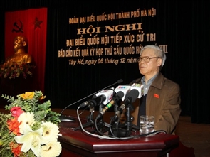 អគ្គលេខាបក្សកម្មុយនិស្តវៀតណាម ផ្ទៀងស្តាប់មតិរបស់អ្នកបោះឆ្នោត